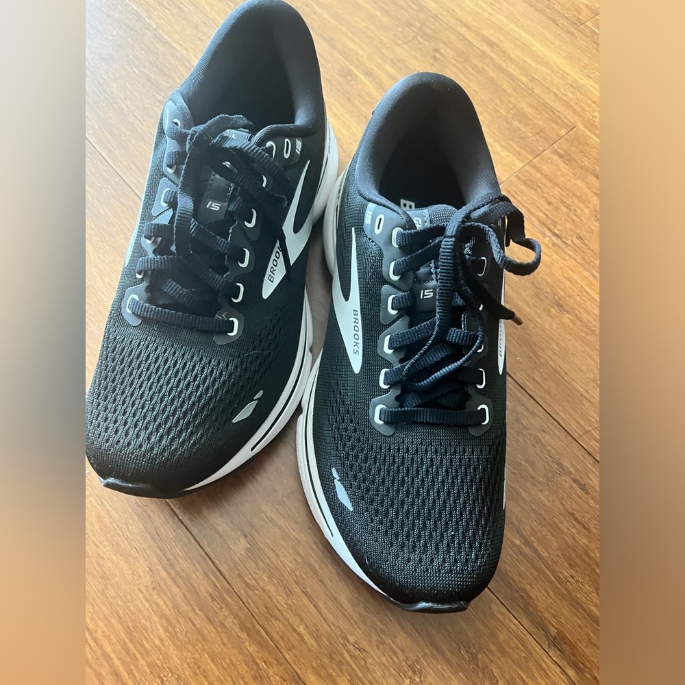 Brooks Ghost 16 Running Shoe